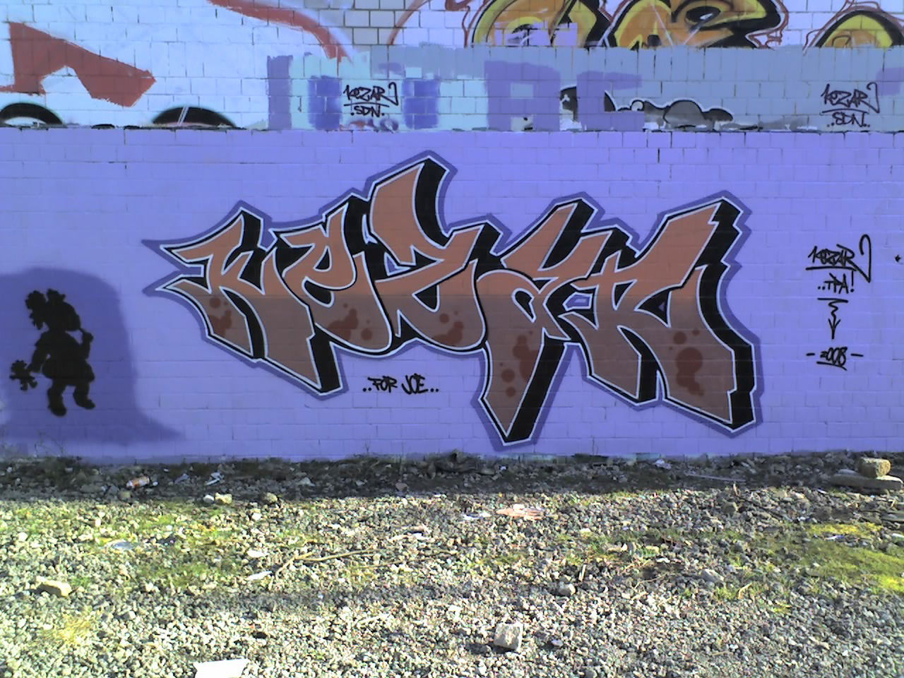 Graffiti Wall - Photo by kez1996 - Kezar, TPA, Kez (2008)