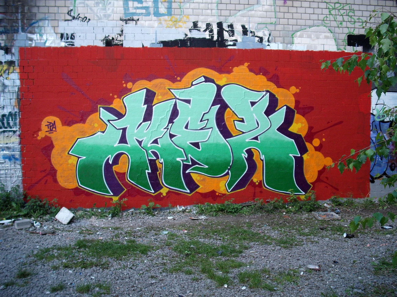Graffiti Wall - Photo by kez1996 - Kezar, TPA, Kez (2013)