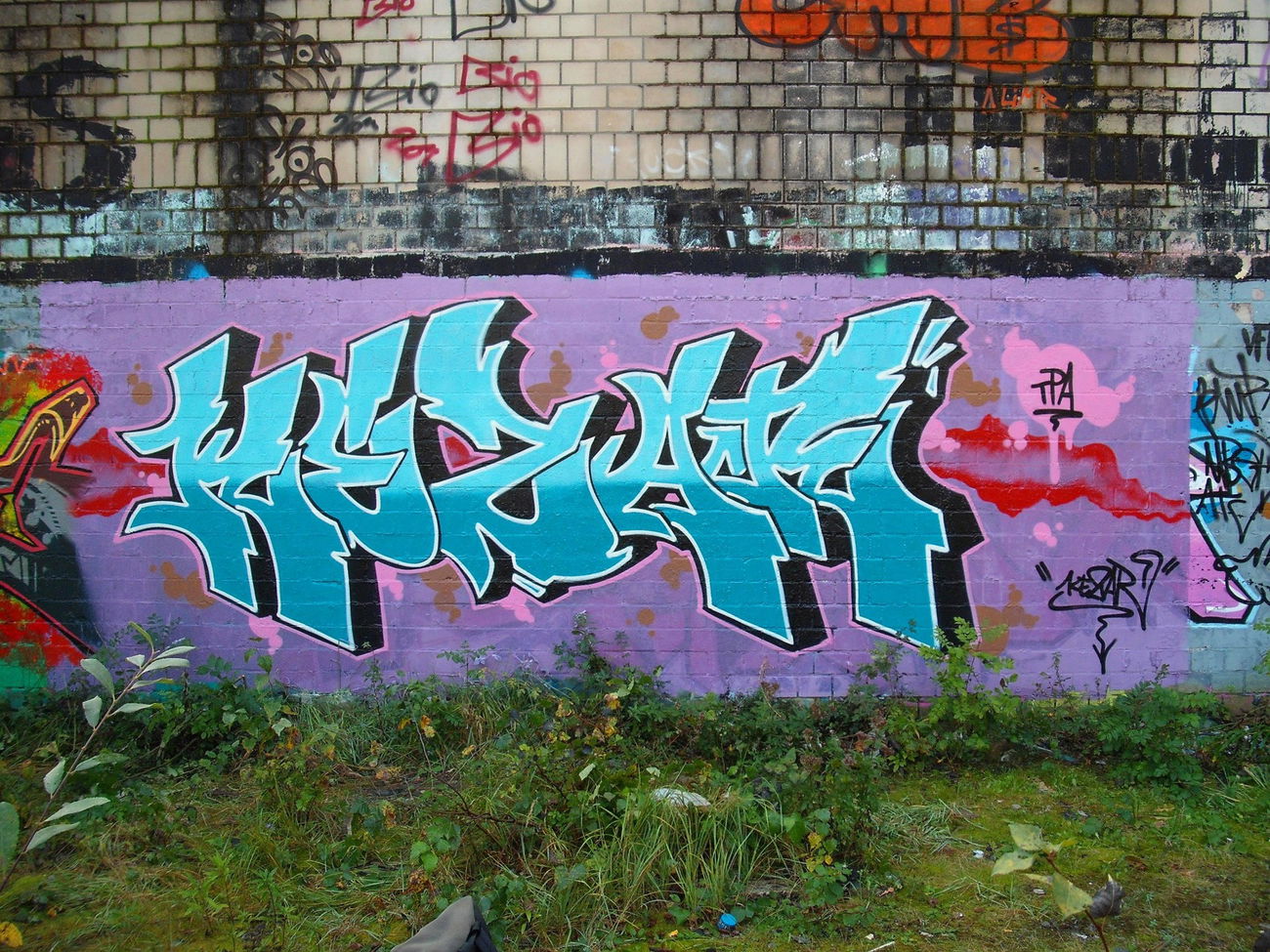 Graffiti Wall - Photo by kez1996 - Kezar, TPA, Kez (2011)