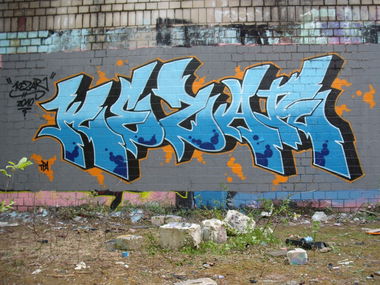 Graffiti Wall - Photo by kez1996 - Kezar, Kez, TPA (2010)