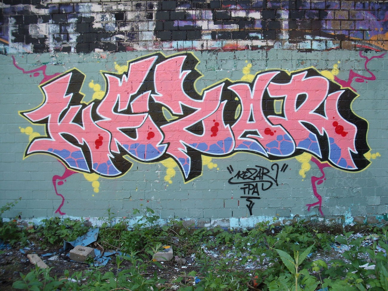 Graffiti Wall - Photo by kez1996 - Kezar, Kez, TPA (2010)