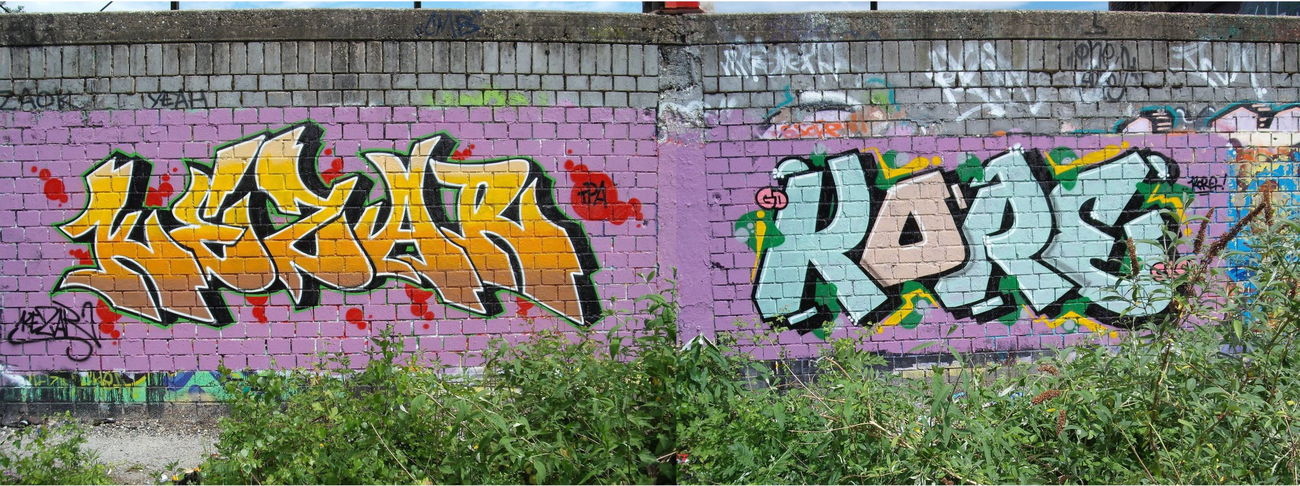Graffiti Wall - Photo by kez1996 - Kezar, Kez, TPA (2012)