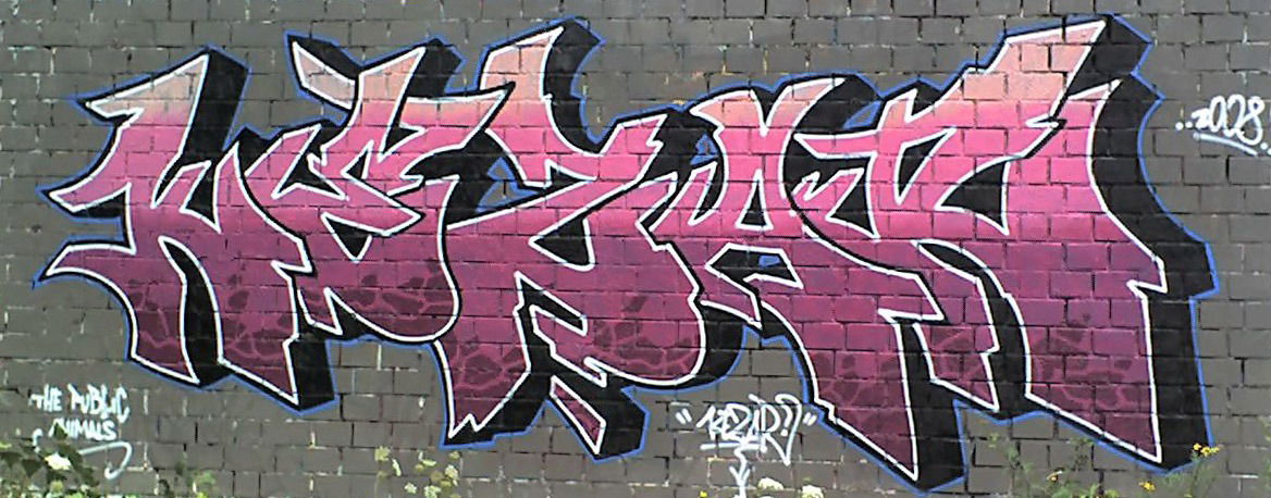 Graffiti Wall - Photo by kez1996 - Kezar, Kez, TPA (2008)
