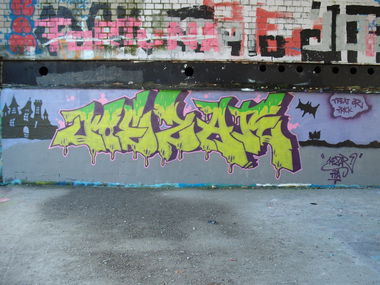 Graffiti Wall - Photo by kez1996 - Kezar, Kez, TPA (2010)