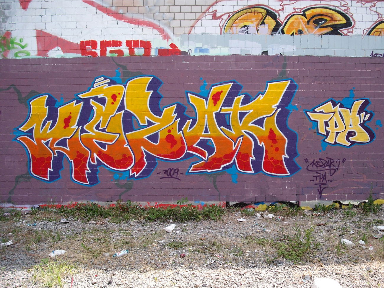 Graffiti Wall - Photo by kez1996 - Kezar, TPA, Kez (2009)
