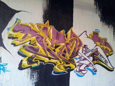 Graffiti Wall - Photo by kid_smart - smart, crew, kids (2013)