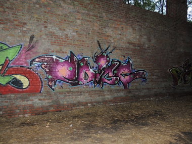 Graffiti Wall - Photo by kieltaggsatnight - COIGE, QVD (2013)