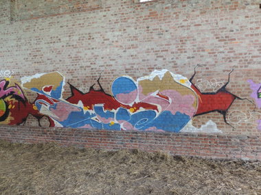 Graffiti Wall - Photo by kieltaggsatnight - SUID, KSB (2013)