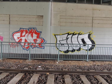 Graffiti Bombing - Photo by kieltaggsatnight - SJK, GND (2013)