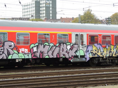 Graffiti Train - Photo by kieltaggsatnight - Murx, YRZ (2013)