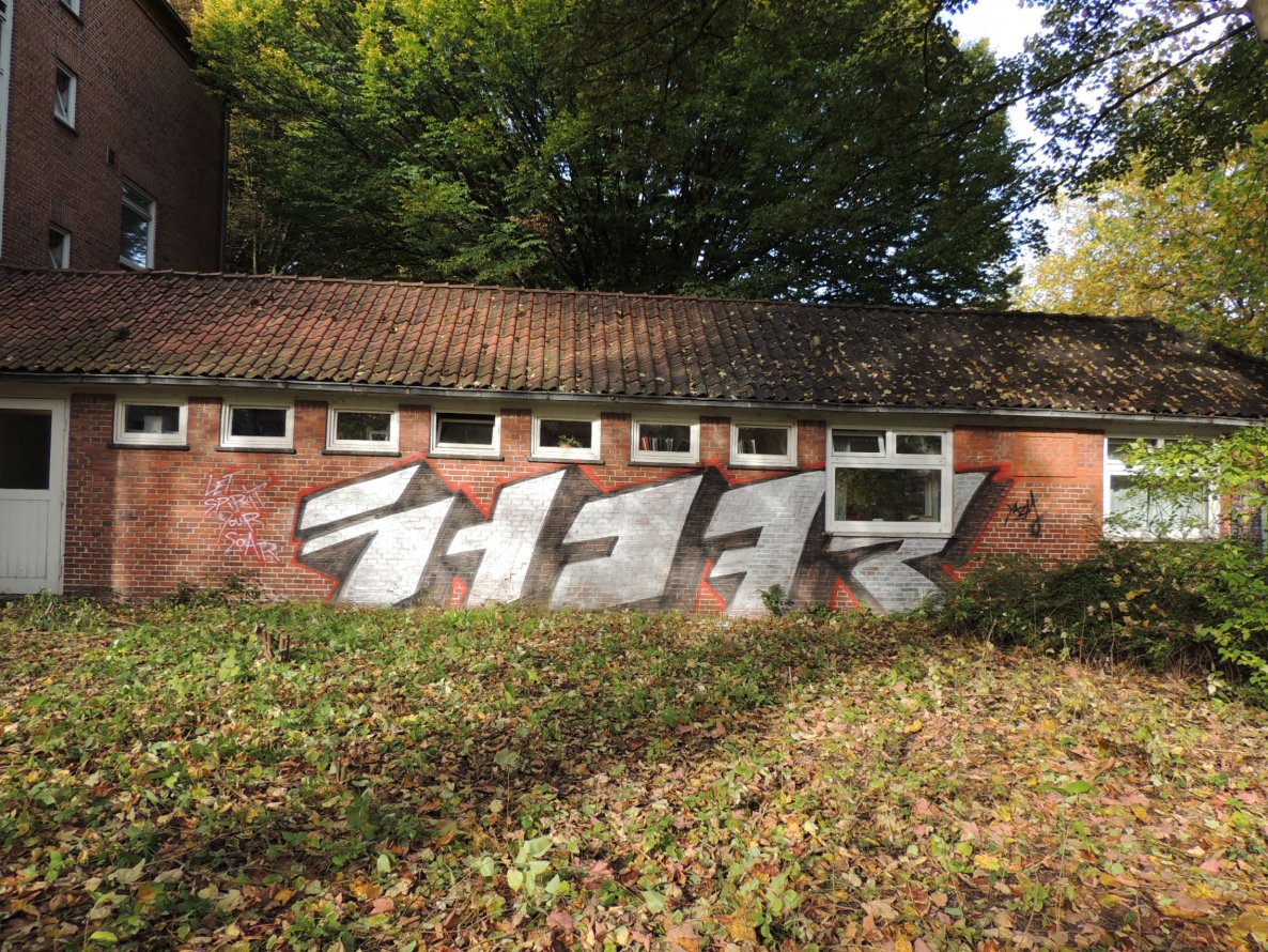 Graffiti Wall - Photo by kieltaggsatnight - Shoar