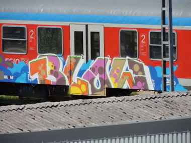 Graffiti Wall - Photo by kieltaggsatnight - Blow (2013)