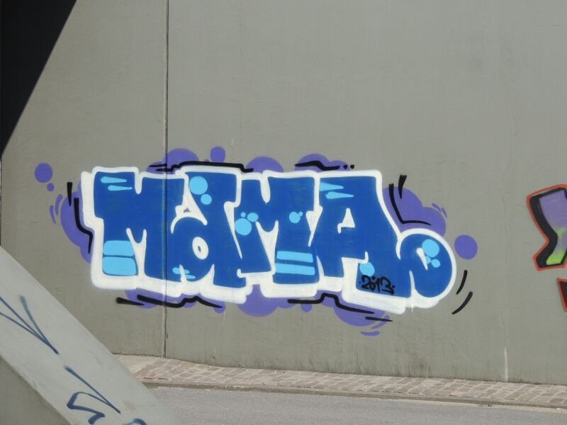 Graffiti Bombing - Photo by kieltaggsatnight - MDMA (2013)