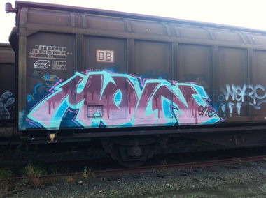 Graffiti Train - Photo by kieltaggsatnight - Moin (2013)