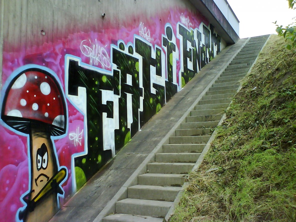Graffiti Bombing - Photo by kieltaggsatnight - Fägy, Enorm, PK7