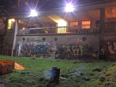 Graffiti Wall - Photo by kieltaggsatnight