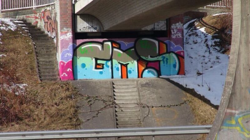 Graffiti Wall - Photo by kieltaggsatnight - GMS (2013)