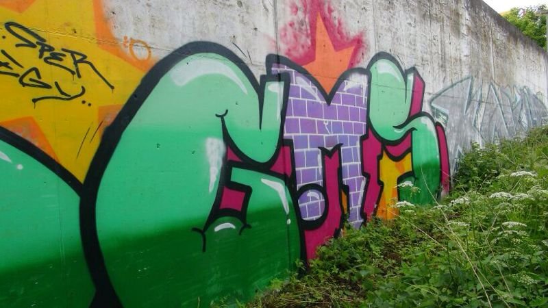 Graffiti Wall - Photo by kieltaggsatnight - GMS (2013)