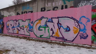 Graffiti Wall - Photo by kieltaggsatnight - GND, PK7 (2013)