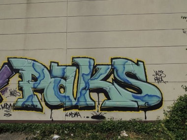 Graffiti Wall - Photo by kieltaggsatnight - Paks (2013)