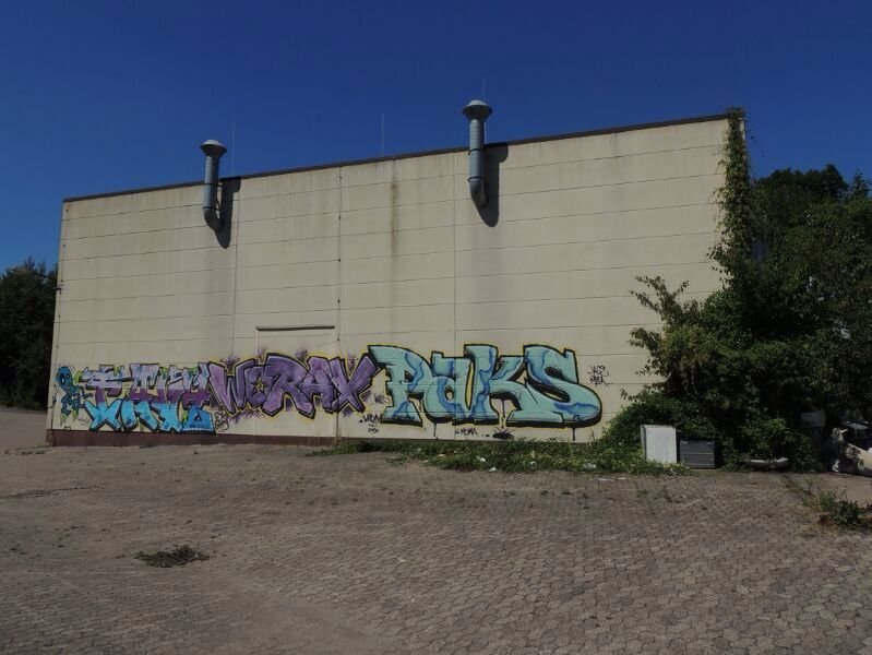 Graffiti Wall - Photo by kieltaggsatnight
