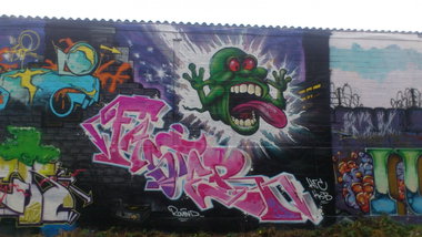 Graffiti Wall - Photo by kieltaggsatnight - Faster, KSB, KFC (2013)