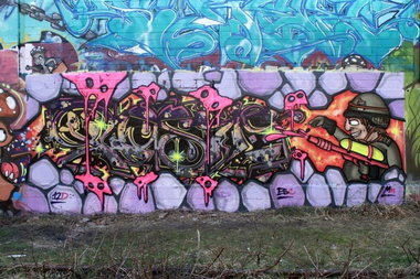 Graffiti Wall - Photo by kieltaggsatnight - Pesto, 12Drunkies, Earl