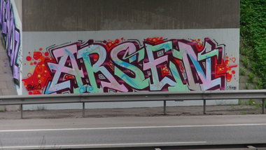 Graffiti Wall - Photo by kieltaggsatnight - Arsen, RK (2013)