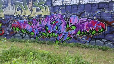 Graffiti Wall - Photo by kieltaggsatnight - Jags, R2K (2013)