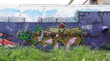 Graffiti Wall - Photo by kieltaggsatnight - Ezky, KSB, Zkie (2013)