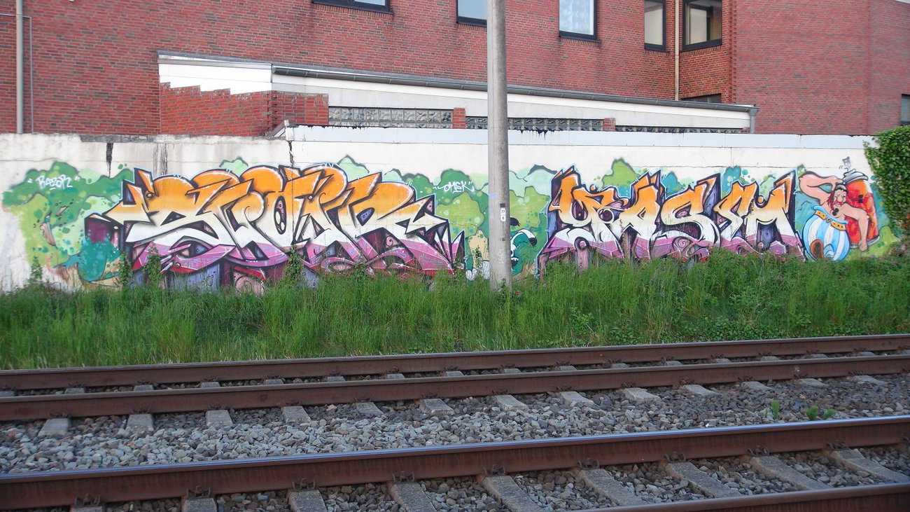 Graffiti Wall - Photo by kieltaggsatnight - Shoar, Yasem, QVD