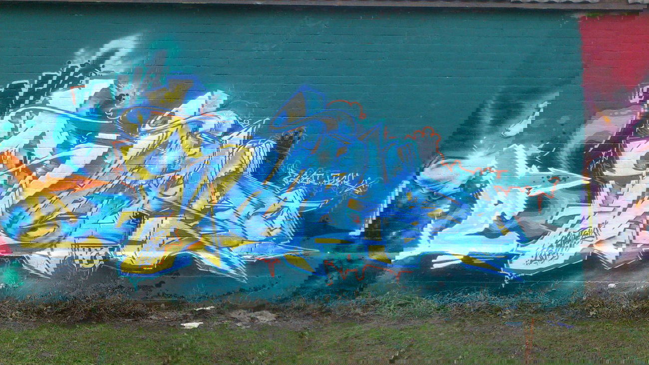 Graffiti Wall - Photo by kieltaggsatnight - Shaka (2014)