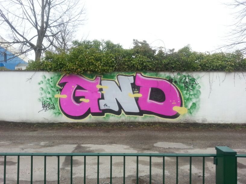Graffiti Wall - Photo by kieltaggsatnight - GND (2014)