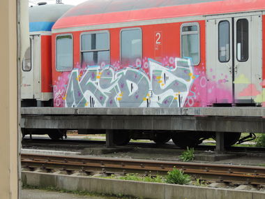 Graffiti Train - Photo by kieltaggsatnight - kids (2014)