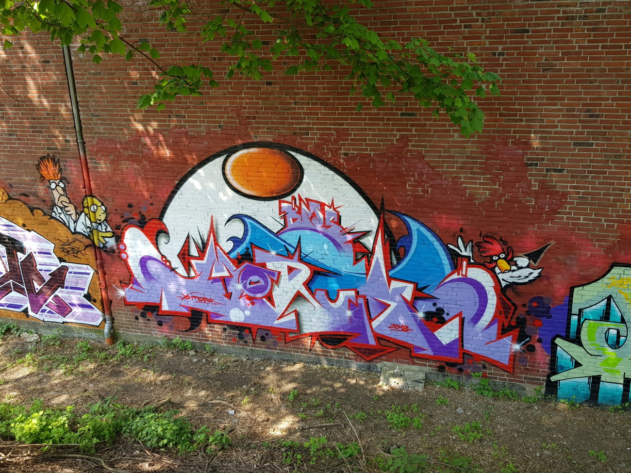 Graffiti Wall - Photo by kieltaggsatnight (2018)