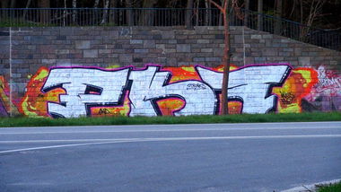 Graffiti Bombing - Photo by kieltaggsatnight - Pk7, Fägy, Paks (2014)