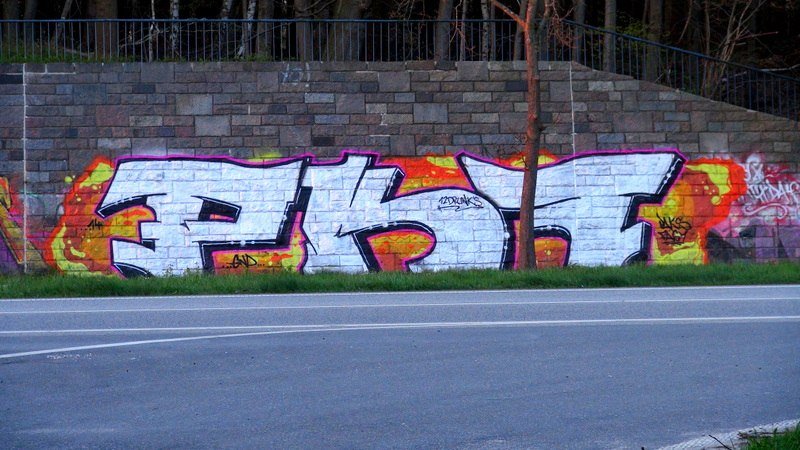 Graffiti Bombing - Photo by kieltaggsatnight - Pk7, Fägy, Paks (2014)
