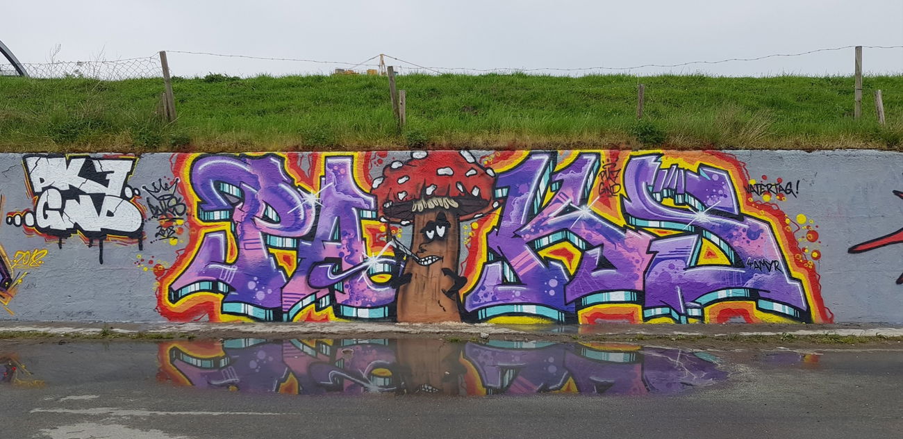 Graffiti Wall - Photo by kieltaggsatnight - Paks, pk7, gnd (2018)