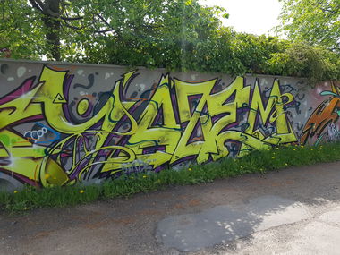 Graffiti Wall - Photo by kieltaggsatnight - Yazem (2018)