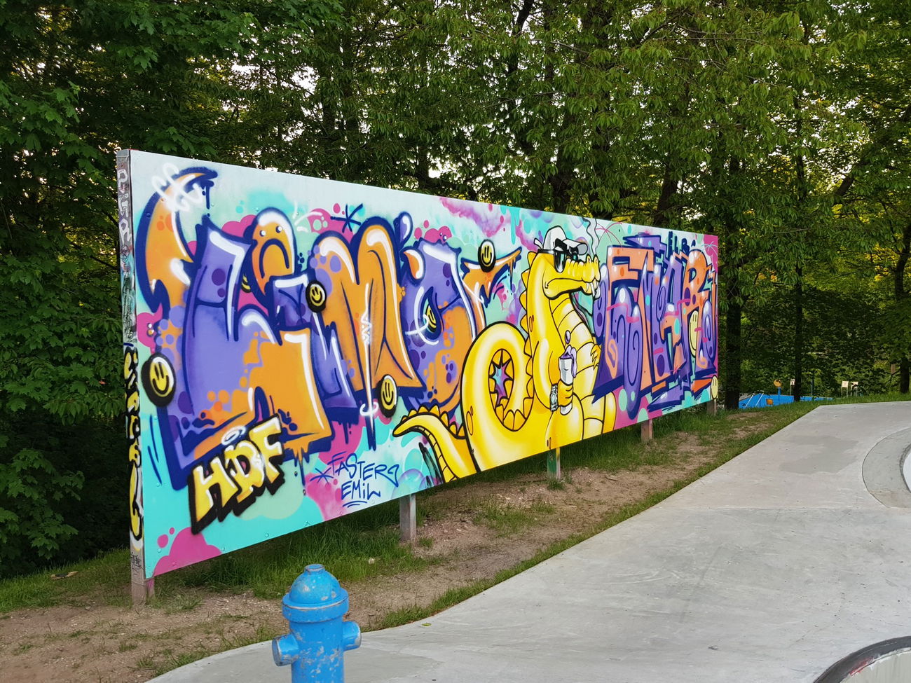 Graffiti Wall - Photo by kieltaggsatnight - Limo (2018)
