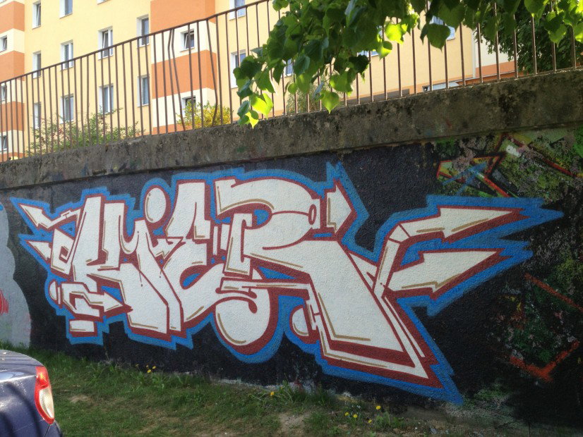 Graffiti Wall - Photo by kier (2013)