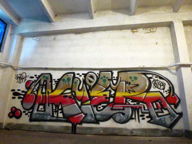 Graffiti Wall - Photo by kier - kier, knzr (2013)