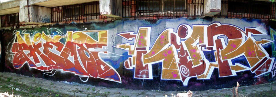 Graffiti Wall - Photo by kier - phemso, kier, una