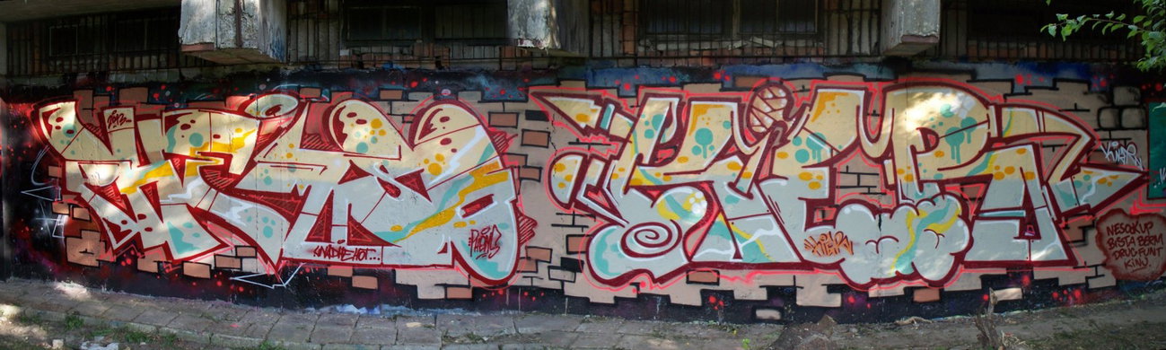 Graffiti Wall - Photo by kier - phemso, kier, una