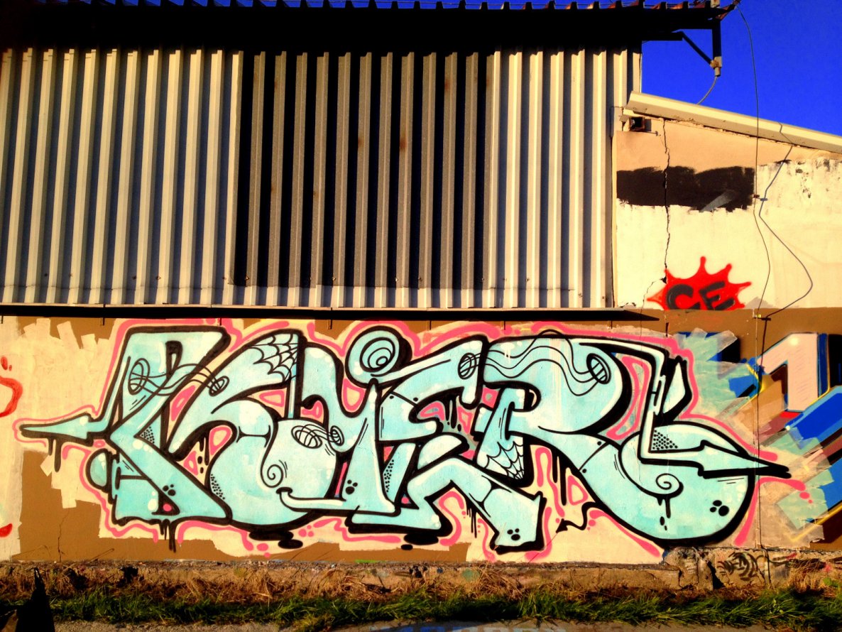 Graffiti Wall - Photo by kier - kier, knzr (2013)