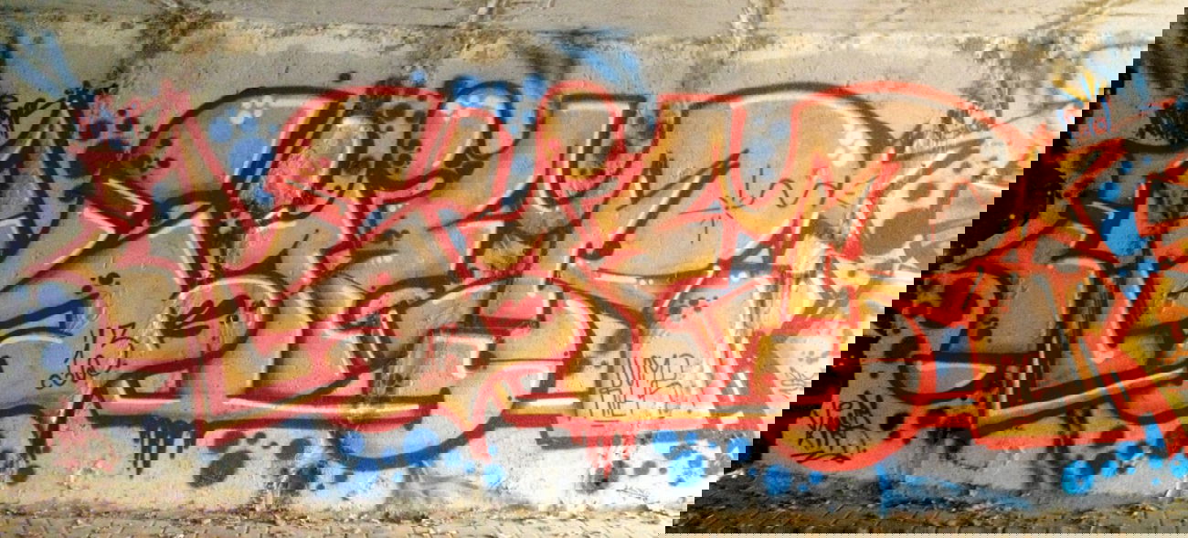 Graffiti Wall - Photo by kier - kier, knzr (2013)