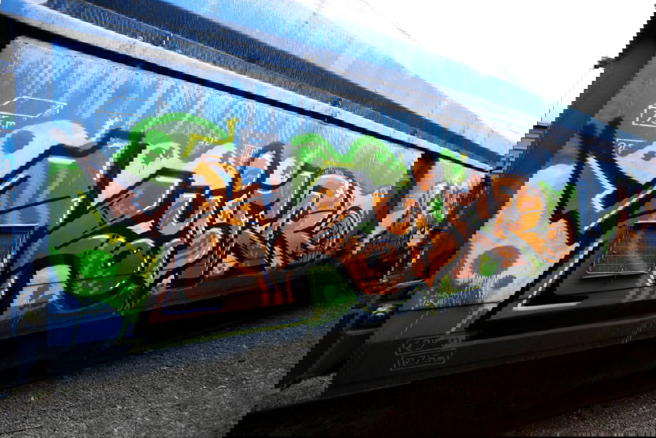Graffiti Train - Photo by kier