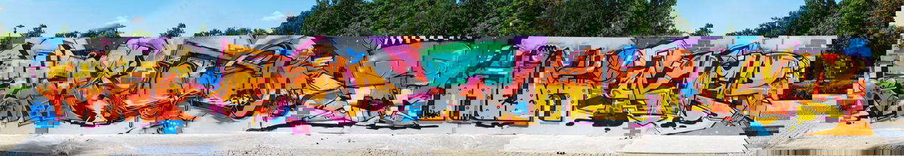 Graffiti Wall - Photo by kier - phems, click, hook (2014)