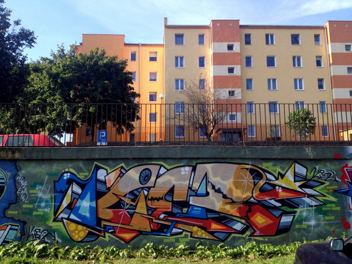 Graffiti Wall - Photo by kier - kier, knzr (2014)