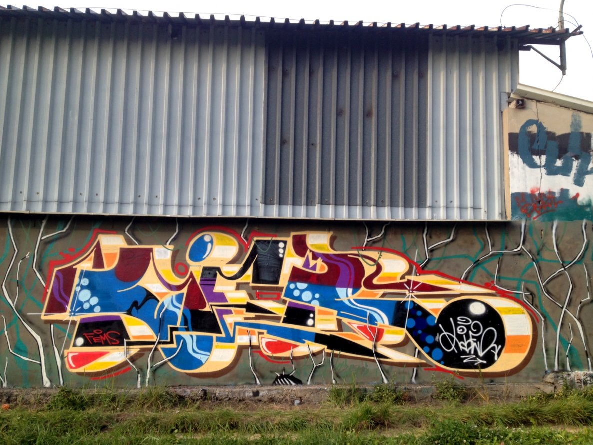 Graffiti Wall - Photo by kier - kier, knzr (2014)